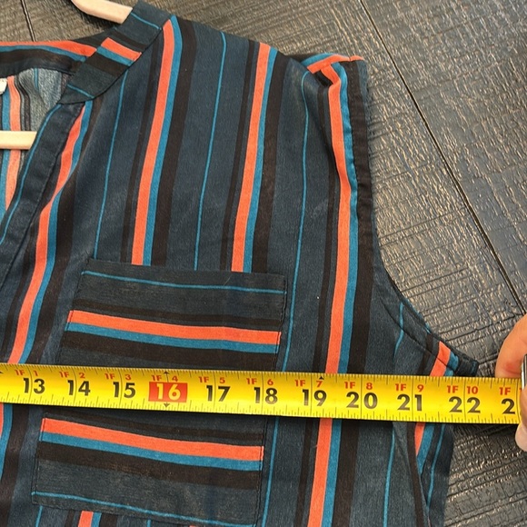 🎈4 LISTINGS FOR $20 Cozy Casual orange black teal striped blouse with pockets L - Picture 6 of 6